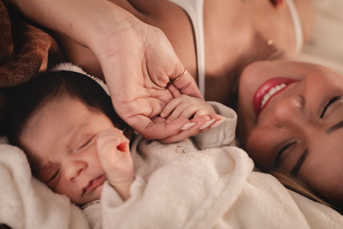 premiers jours bébé première nuit nouveau